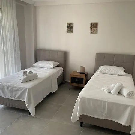בית נופש Relax Luxury Close To The Airport And Sea *